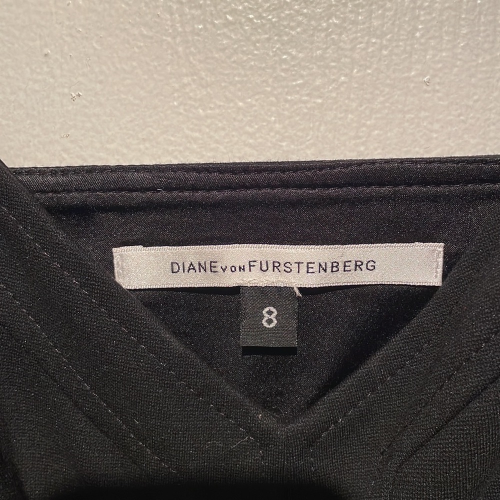 Diane von Furstenberg black dress, size 8 - Picture 3 of 7